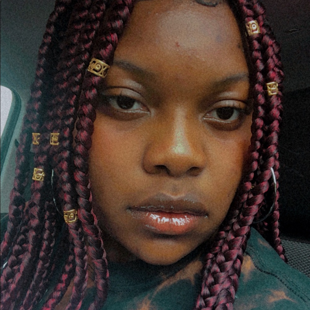 Meet your Posher, Trinitee